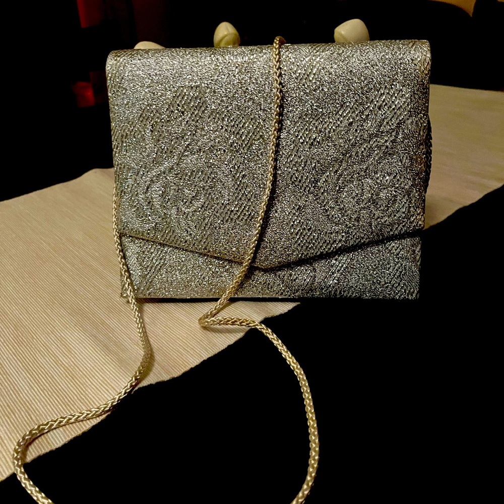 NWOT Silver dress purse